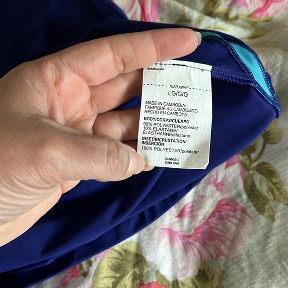 NWT UNDER ARMOUR FITTED MESH TANK - Picture 5 of 5